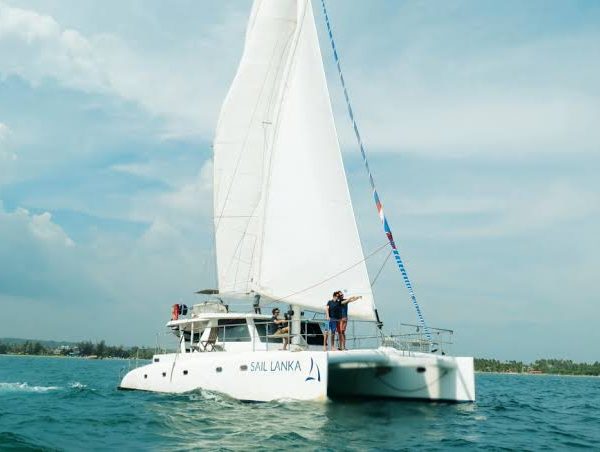 catamaran sailing sri lanka